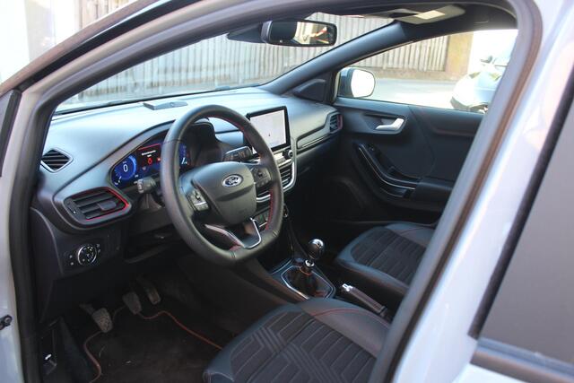 Ford PUMA 1.0i Ecoboost 125pk ST-Line X Bi-Tone, Navi, Cam, Winterpack, Af. Trekhaak, Driver Ass Pack