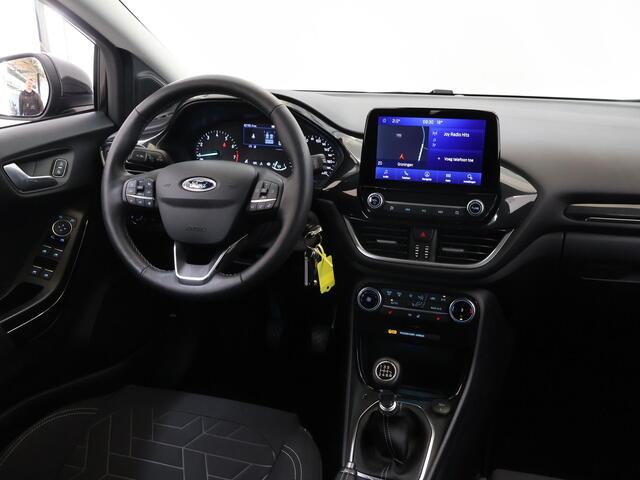 Ford PUMA 1.0 EcoBoost Hybrid Titanium | Winterpakket | Cruise Control Adaptief | Climate Control | Parkeercamera | Navigatie |
