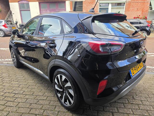 Ford PUMA 1.0 EcoBoost Hybrid Titanium