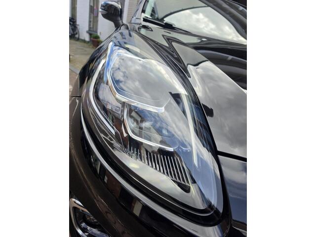 Ford PUMA 1.0 EcoBoost Hybrid Titanium