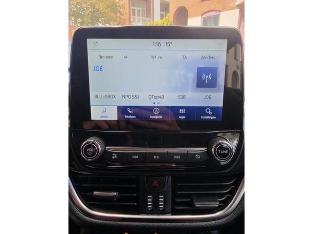 Ford PUMA 1.0 EcoBoost Hybrid Titanium