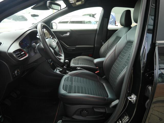 Ford PUMA 1.0 EcoBoost Hybrid ST-Line X 125PK | Stoel en stuurverwarming | Achteruitrijcamera | Voorruitverwarming | Navigatie | B&O | Adaptieve cruise control | Keyless entry en start | Allseason banden