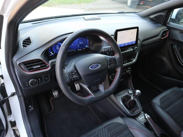 Ford PUMA 1.0 EcoBoost Hybrid ST-Line X * ADAP CRUISE * TREKHAAK * WINTERPAKKET * BLIS *