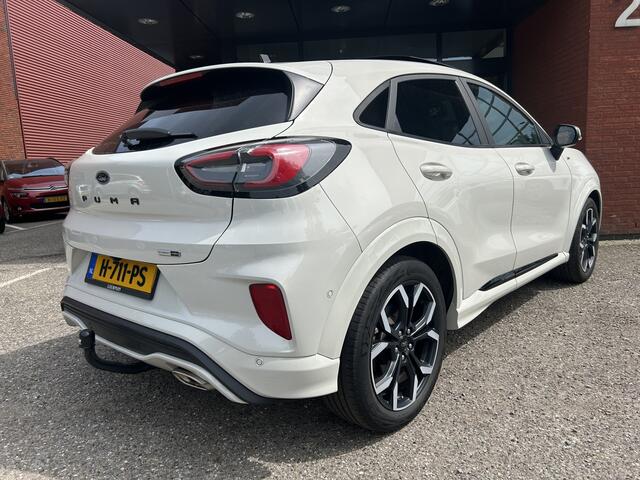 Ford PUMA 1.0 EcoBoost Hybrid ST-Line X First Edition 155PK!! // VOL IN OPTIES // PANO/SCHUIFKANTELDAK // FULL LED // B&O AUDIO // ADAPTIVE CRUISE // NAVI + CARPLAY // CAMERA // WINTERPACK // TREKHAAK