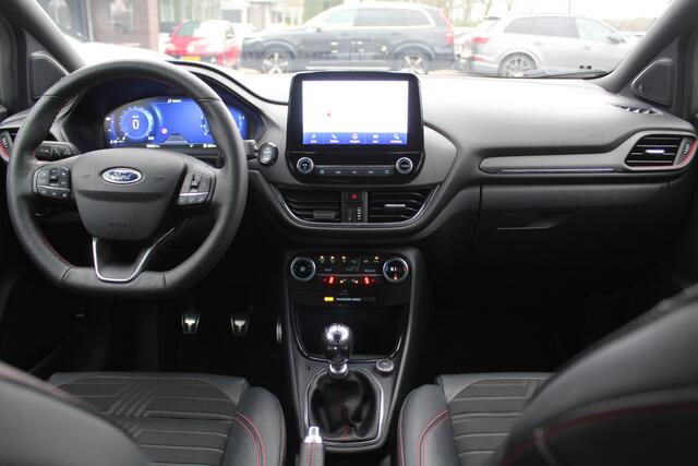Ford PUMA 1.0 EcoBoost Hybrid ST-Line X First Edition / Trekhaak / Camera / B&O / Keyless / CarPlay / Half Leder / 18'' / Stoel+Stuurverwarming / Dodehoek / DAB / ACC