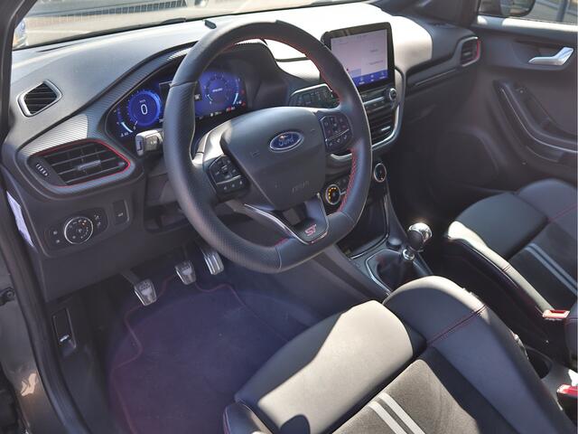 Ford PUMA 1.5 EcoBoost ST-X 200pk | Airco | Navigatie | Stoelverwarming | 19" LMV | Cruise Control |
