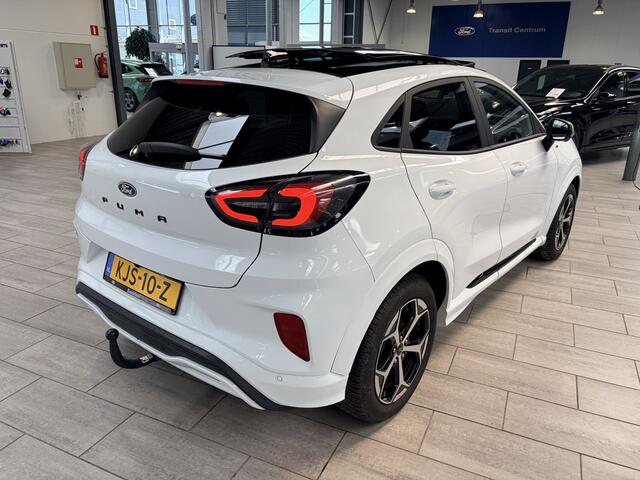 Ford PUMA EcoBoost 125 pk Hybrid ST-Line | Trekhaak | Winter Pack | Adapt. Cruise | Pano | Elektr. achterklep | fabr. gar. tm 03/2027 |