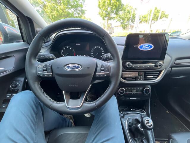 Ford PUMA 1.0 EcoBoost Hybrid Titanium X 125pk Trekhaak | B&O Audio | Winterpack | 17 inch velgen | Navigatie