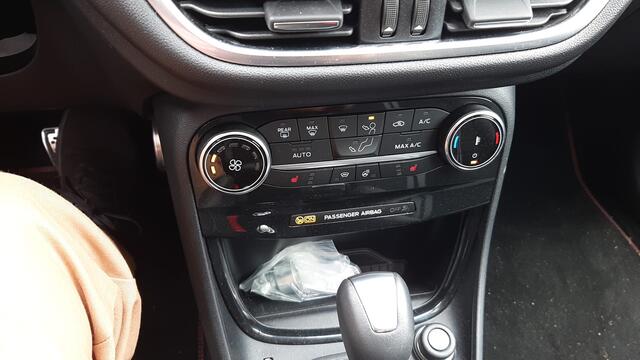 Ford PUMA 1.0 EcoBoost Hybrid ST-X | AUTOMAAT | PANO DAK | 3\6 OF 12 MND GARANTIE | NAVI | ACC | PDC | LANE ASSIST |