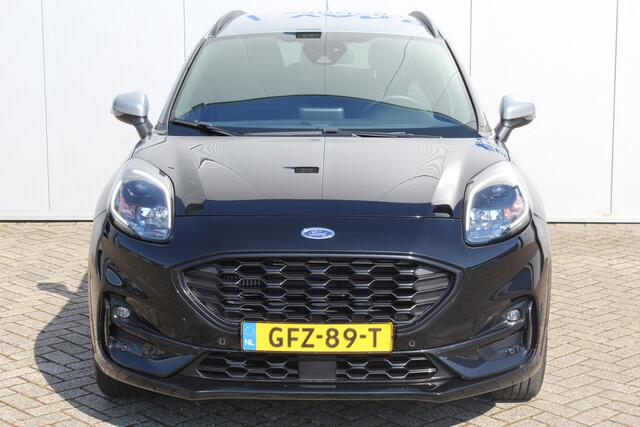 Ford PUMA 1.0-125pk EcoBoost Hybrid ST-Line X Two tone. AUTOMAAT ! Gun uzelf het plezier en comfort van een automaat ! Ca. €. 10.000,- beneden de nieuwprijs ! Volautm. airco, navigatie, telefoonvoorb., cruise control, lane assist, B&O soundsystem, LED verlichting, camera, parkeersensoren v+a etc.