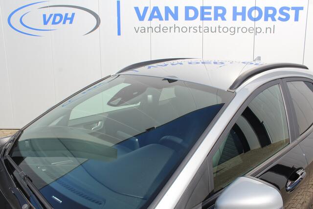 Ford PUMA 1.0-125pk EcoBoost Hybrid ST-Line X Two tone. AUTOMAAT ! Gun uzelf het plezier en comfort van een automaat ! Ca. €. 10.000,- beneden de nieuwprijs ! Volautm. airco, navigatie, telefoonvoorb., cruise control, lane assist, B&O soundsystem, LED verlichting, camera, parkeersensoren v+a etc.