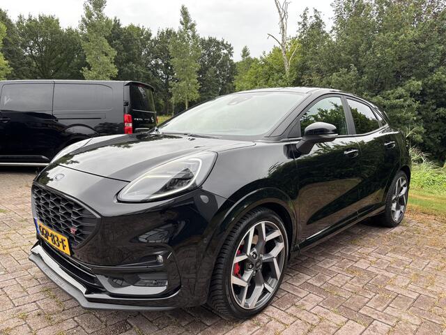 Ford PUMA 1.5 EcoBoost ST-X 200 PK | Recaro Stoelen | Performance Pack | Climate Control | Winterpack | Achteruitrijcamera | 19 inch