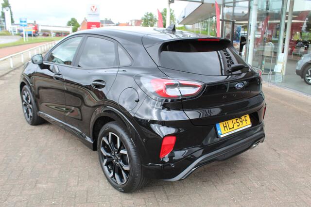 Ford PUMA 1.0-125pk EcoBoost Hybrid ST-Line X. April 2024 ! Slechts 9.700km ! Autm. airco, navigatie, telefoonvoorb., camera, pdc v+a, parkeerassistent, LED verl., metallic lak, LM wielen, stoel-, stuur- en voorraamverw., lane- en sideassist, adapt. cruise cntrl etc