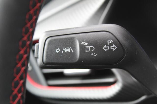 Ford PUMA 1.0-125pk EcoBoost Hybrid ST-Line X. April 2024 ! Slechts 9.700km ! Autm. airco, navigatie, telefoonvoorb., camera, pdc v+a, parkeerassistent, LED verl., metallic lak, LM wielen, stoel-, stuur- en voorraamverw., lane- en sideassist, adapt. cruise cntrl etc