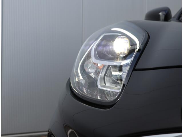 Ford PUMA 1.0 EcoBoost Hybrid Titanium | Winter pakket | Camera | Massage |