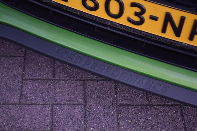 Ford PUMA 1.5 EcoBoost ST-X | 170 PK | Pano | Sportstoelen | Stuur- en Stoelverwarming
