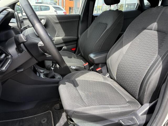 Ford PUMA 1.0 EcoBoost Hybrid Titanium