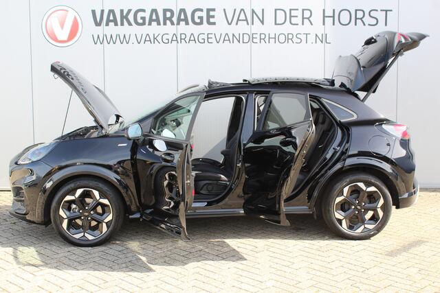 Ford PUMA 1.0-125pk EcoBoost Mild-Hybrid ST-Line X. Fabr. garantie t/m 13-11-2029 ! Slechts 4.000km ! Autm. airco, adapt. cruise cntrl, navigatie, telefoonvoorb., elektr. pano-dak, stoel-, stuur- en voorraamverw., side- en lane assist, LED verl. etc.