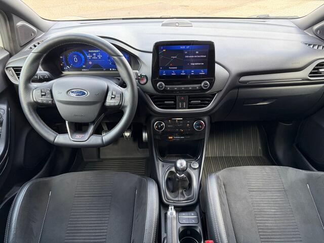 Ford PUMA 1.5 de echte ST 200 pk!
