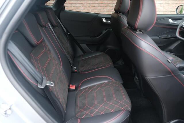 Ford PUMA 1.0 EcoBoost Hybrid 155pk Aut. ST-Line X - Panoramadak - 360° camera - Adaptive Cruise - Elektrische achterklep - Matrix LED - Winter Pack