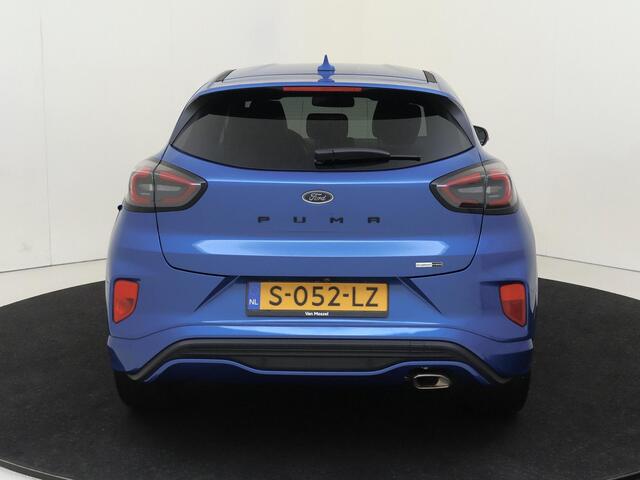 Ford PUMA 1.0 EcoBoost Hybrid Titanium X Airco | Navigatie | Stoelverwarming | Verwarmde Voorruit | Verwarmd Stuurwiel | Parkeer Camera Achter | Parkeersensoren Voor | Parkeer Hulp | Elektrische Achterklep