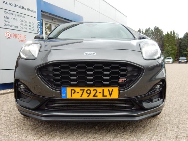 Ford PUMA 1.5 200PK ST-X Performance | Panorama | Winter Pack | Ford performance AGR stoelen |