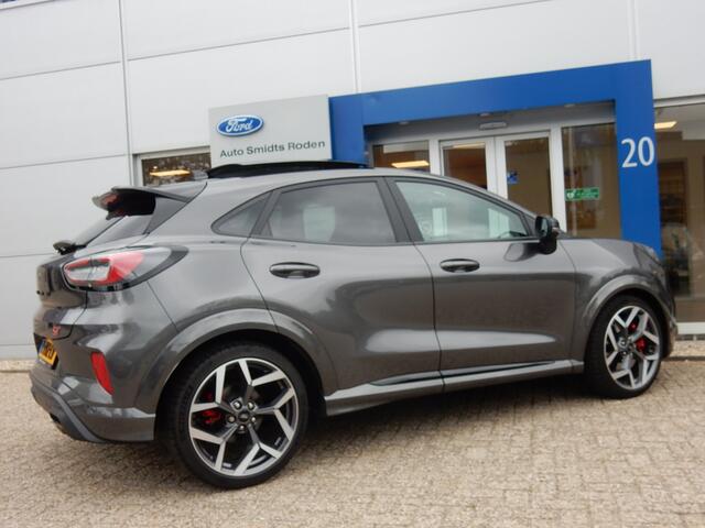 Ford PUMA 1.5 200PK ST-X Performance | Panorama | Winter Pack | Ford performance AGR stoelen |