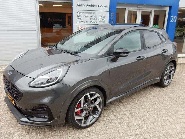 Ford PUMA 1.5 200PK ST-X Performance | Panorama | Winter Pack | Ford performance AGR stoelen |