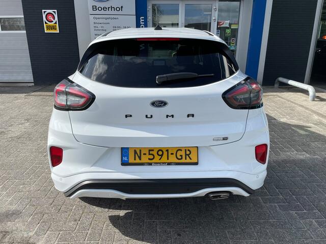 Ford PUMA EcoBoost Hybrid ST-Line 125PK | Nw geleverd 1e Eig. | Winterpack | Clima | Cruise | Privacy glass | Carplay | Draadloos laden telefoon |