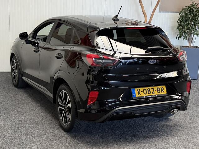 Ford PUMA 1.0 ECOBOOST TITANIUM X AUTOMAAT NAVIGATIE ADAPTIVE CRUISE CONTROL APPLE CARPLAY/ANDROID RIJSTROOKSENSOREN DODEHOEKSENSOREN ACHTERUITRIJCAMERA ZEER MOOI !!
