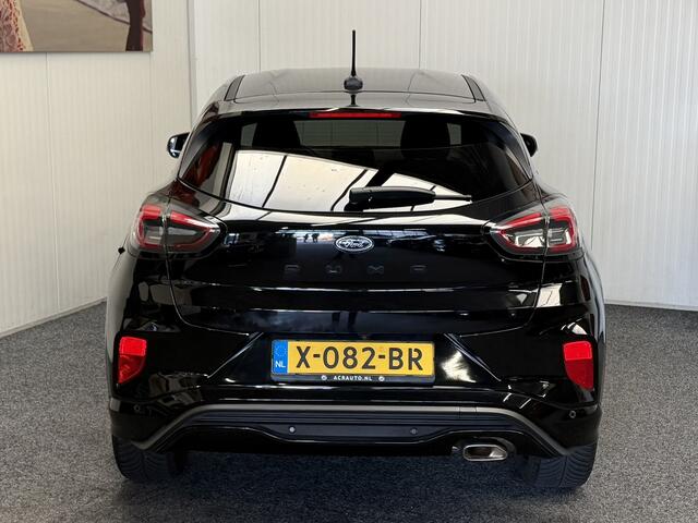 Ford PUMA 1.0 ECOBOOST TITANIUM X AUTOMAAT NAVIGATIE ADAPTIVE CRUISE CONTROL APPLE CARPLAY/ANDROID RIJSTROOKSENSOREN DODEHOEKSENSOREN ACHTERUITRIJCAMERA ZEER MOOI !!