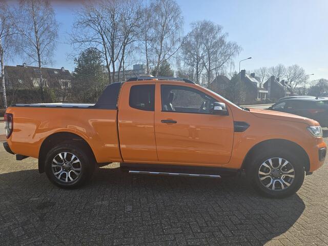 Ford RANGER 2.0 EcoBlue Wildtrak Supercab 213pk Automaat | Adaptive cruise control | Dealer onderhouden | Led balk en flitsers