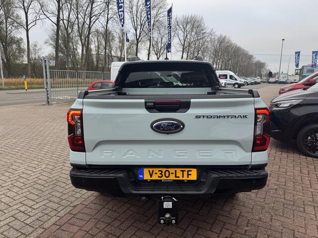 Ford RANGER Stormtrak Double Cab 2.3 279 pk PHEV Stormtrak Double Cab PHEV | 360 camera | Stoel- en stuurverwarming | Trekhaak |