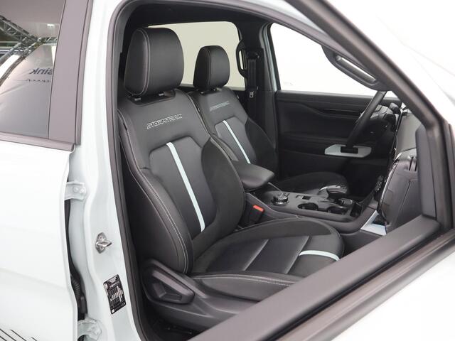 Ford RANGER Stormtrak 2.3 PHEV | 279 PK | DOUBLE CAB | PRO POWER ONBOARD 2.3 kWh | 360 CAMERA | 3500 KG TREKHAAK | ADAPTIEVE CRUISE | LEREN BEKLEDING | NAVIGATIE | STOELVERWARMING | STUURWIELVERWARMING | ELEKRISCHE ROLLER-TOP