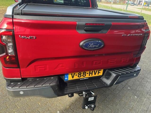 Ford RANGER 3.0 TD V6 AUT 241 PK EURO 6 2P VAN BPM VRIJ 3500 KG TREKGEWICHT V.A 58.900 Unieke 6 cylinder diesel motor ZONDER BPM FISCAAL VOORDELIG . AFGEBEELDE ACCESSOIRES TEGEN MEERPRIJS rijklaar ¤ 61.900 excl btw raptor pack BLACK WHEELS 20 TYRES AT FENDERS