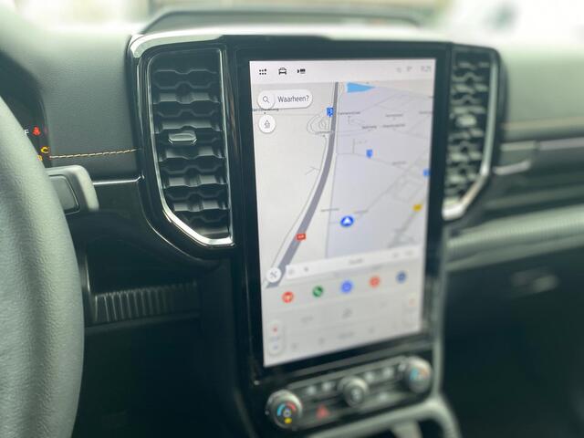 Ford RANGER Wildtrak Double Cab PHEV | DIRECT LEVERBAAR | 278PK | Trekhaak | Blis | 12" Infotainment scherm met SYNC 4 | Elektrisch 8-weg verstelbare en verwarmbare stoelen | 18" Lichtmetalen velgen