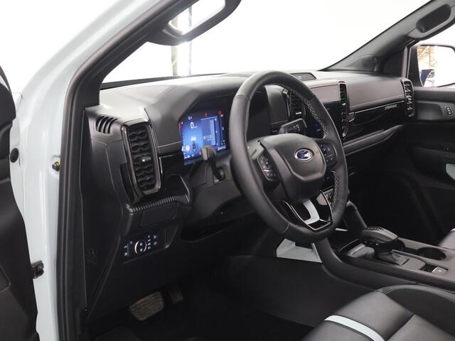 Ford RANGER Stormtrak 2.3 PHEV | 279 PK | DOUBLE CAB | NL AUTO | PRO POWER ONBOARD 2.3 kWh | 360 CAMERA | 3500 KG TREKHAAK | ADAPTIEVE CRUISE | LEREN BEKLEDING | NAVIGATIE | STOELVERWARMING | STUURWIELVERWARMING | ELEKRISCHE ROLLER-TOP