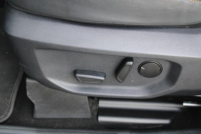Ford RANGER 2.0 Double Cab EcoBlue Wildtrak | BELLEN VOOR BEZICHTIGING |Adaptieve Cruise Control | Winterpack