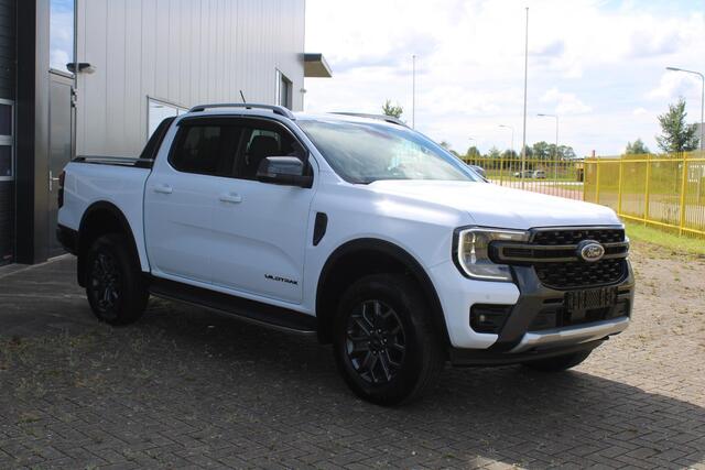 Ford RANGER 2.0 Super Cab EcoBlue Wildtrak | SCI | Trekhaak | Adaptieve Cruise Control | Winterpack