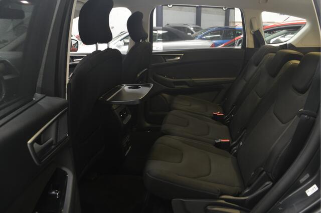 Ford S-MAX 2.0 Titanium 7persoons // AUTOMAAT // ADAPTIVE CRUISE // STUUR&STOELVERWARMING // ELECTR. TREKHAAK //