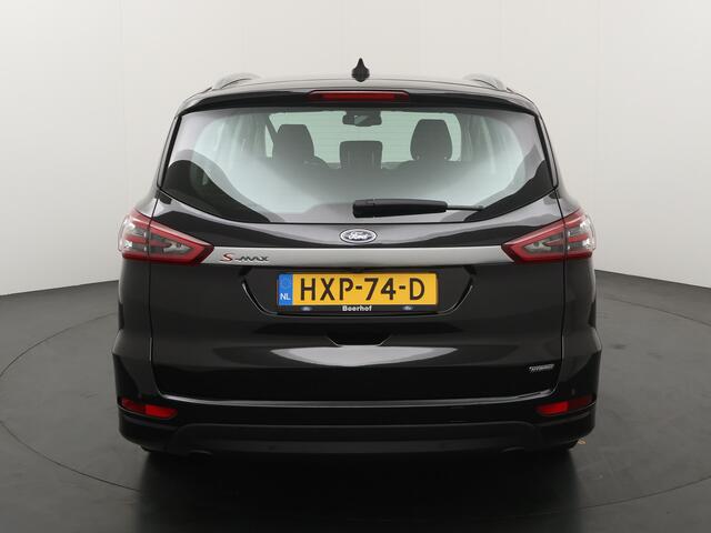 Ford S-MAX 2.5 HYBRID Titanium 7p. 190pk | Adaptieve Cruise Control | 7zits | 1.560 trekgewicht | Sync 3 Navigatie | Achteruitrijcamera