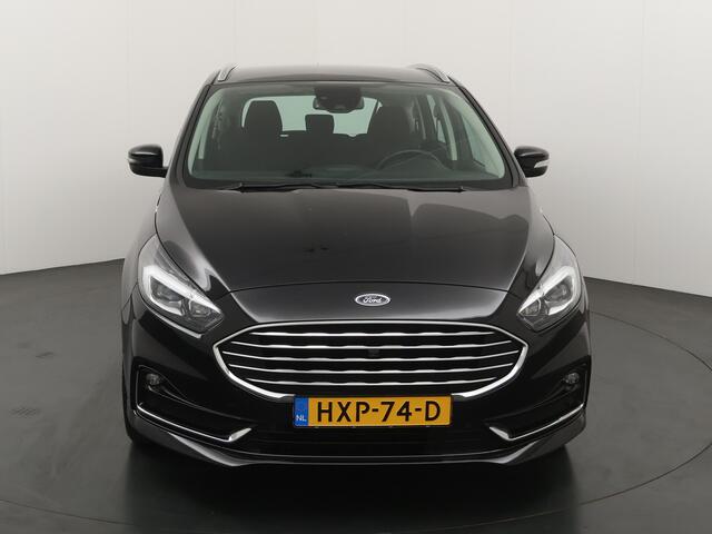 Ford S-MAX 2.5 HYBRID Titanium 7p. 190pk | Adaptieve Cruise Control | 7zits | 1.560 trekgewicht | Sync 3 Navigatie | Achteruitrijcamera