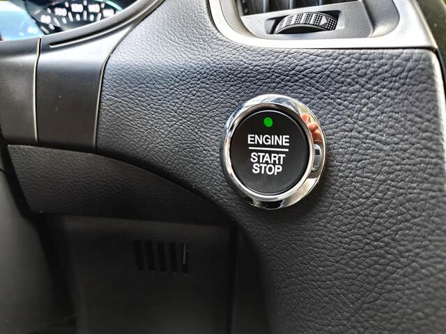 Ford S-MAX 2.5i HEV 7P AUTOMAAT | CLIMA | NAVI | CRUISE | CAMERA | SENSOREN |