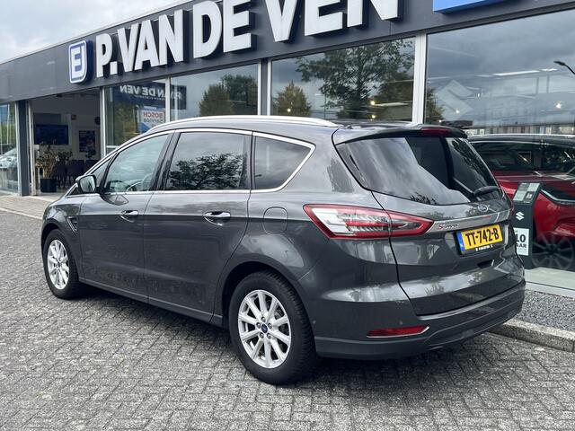 Ford S-MAX 1.5 EcoBoost Titanium 7p. 160pk 6-bak | 7 zitplaatsen | Sony | Navi | Carplay | Android Auto | Privacy Glass | etc. etc.