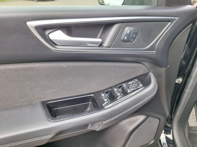 Ford S-MAX 1.5 Titanium | Airco | APK tot 08-2027 | Cruise Control | LED dagrijverlichting | Voorstoelen Verwarmd & memory seat functie |