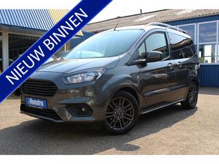 ford-tourneo-1.0i-"sport"-half-lede