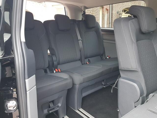 Ford TOURNEO Transit Tourneo L2H1 320 Limited Titanium BPM vrij 170pk AUT 8pers.