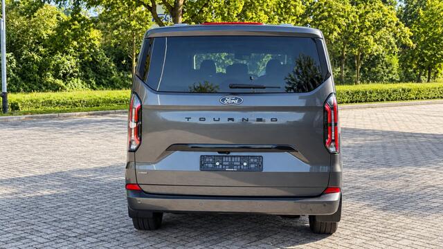 Ford TOURNEO 2.5 PHEV 340 L2 TITANIUM X 8p VIP bus
