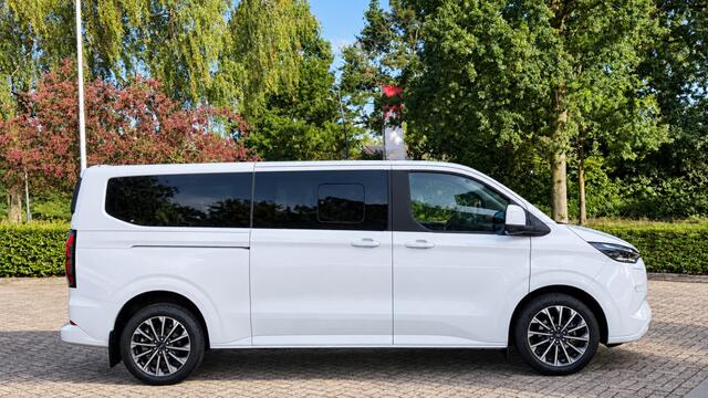 Ford TOURNEO 2.5 PHEV 340 L2 TITANIUM X 8p VIP bus