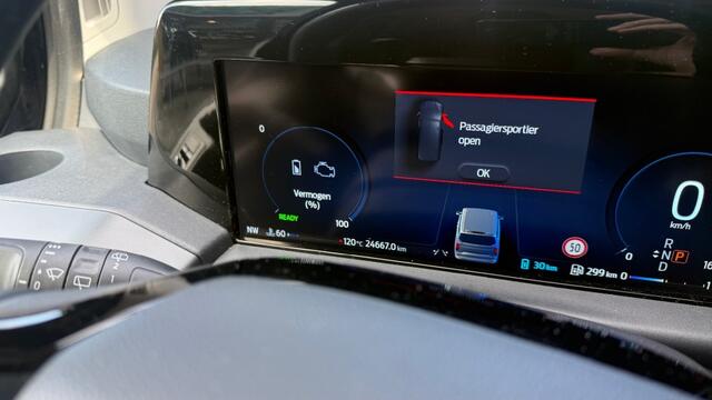 Ford TOURNEO 340 2.5 PHEV L2 TITANIUM/Trekhaak/9p/Leder ? 45.580 EX btw